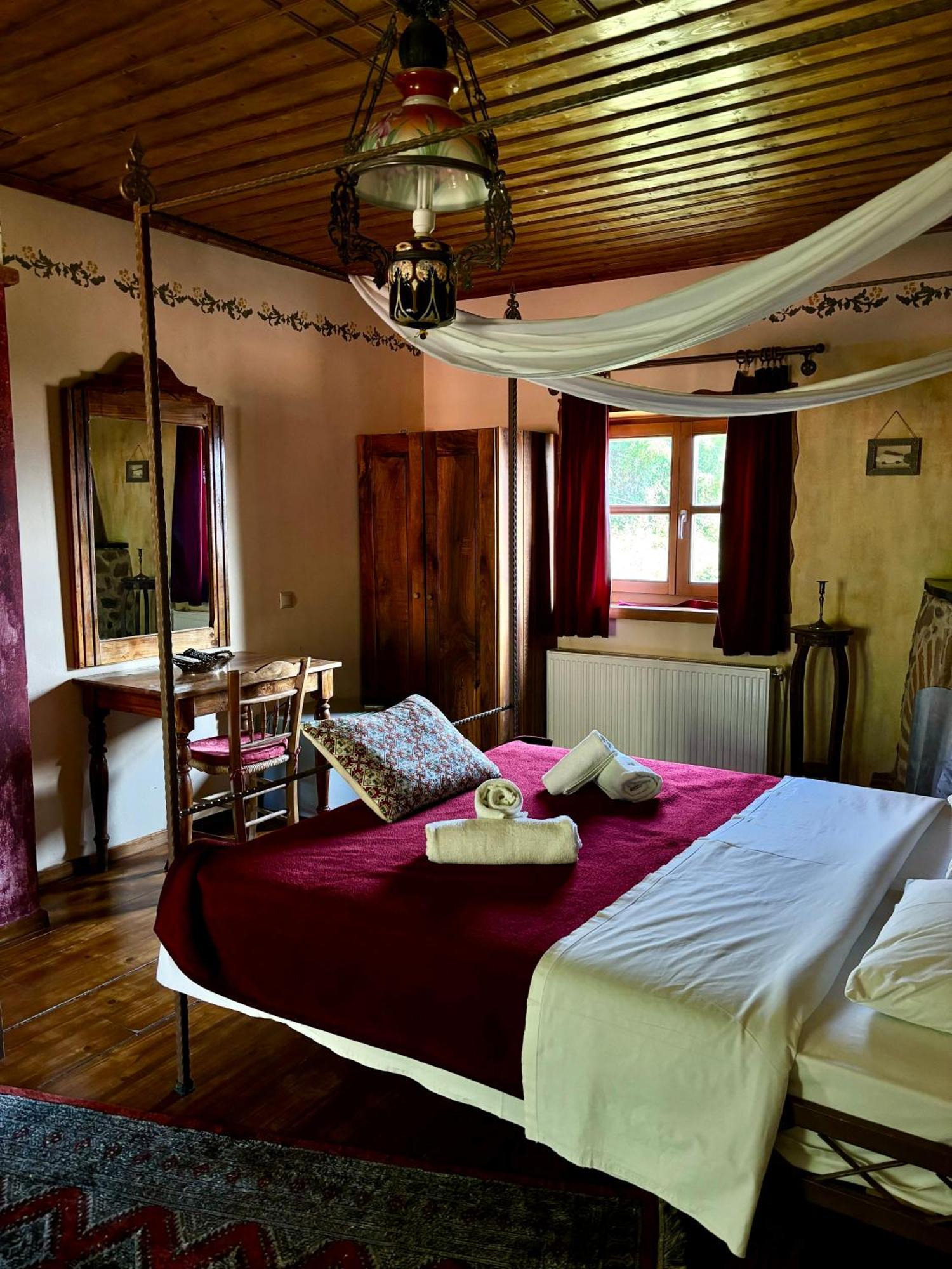 Iaspis Guesthouse Sidhirokhórion Extérieur photo
