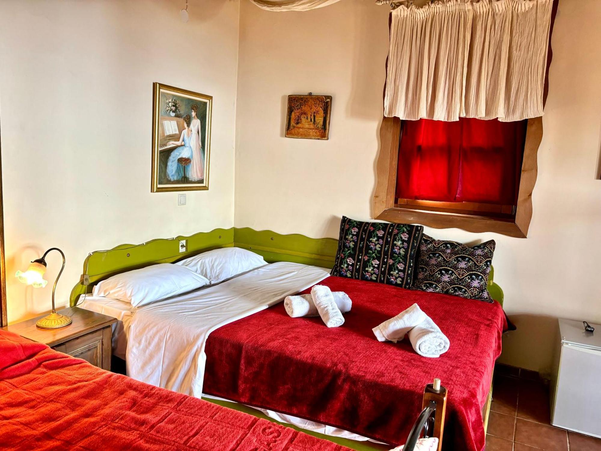 Iaspis Guesthouse Sidhirokhórion Extérieur photo