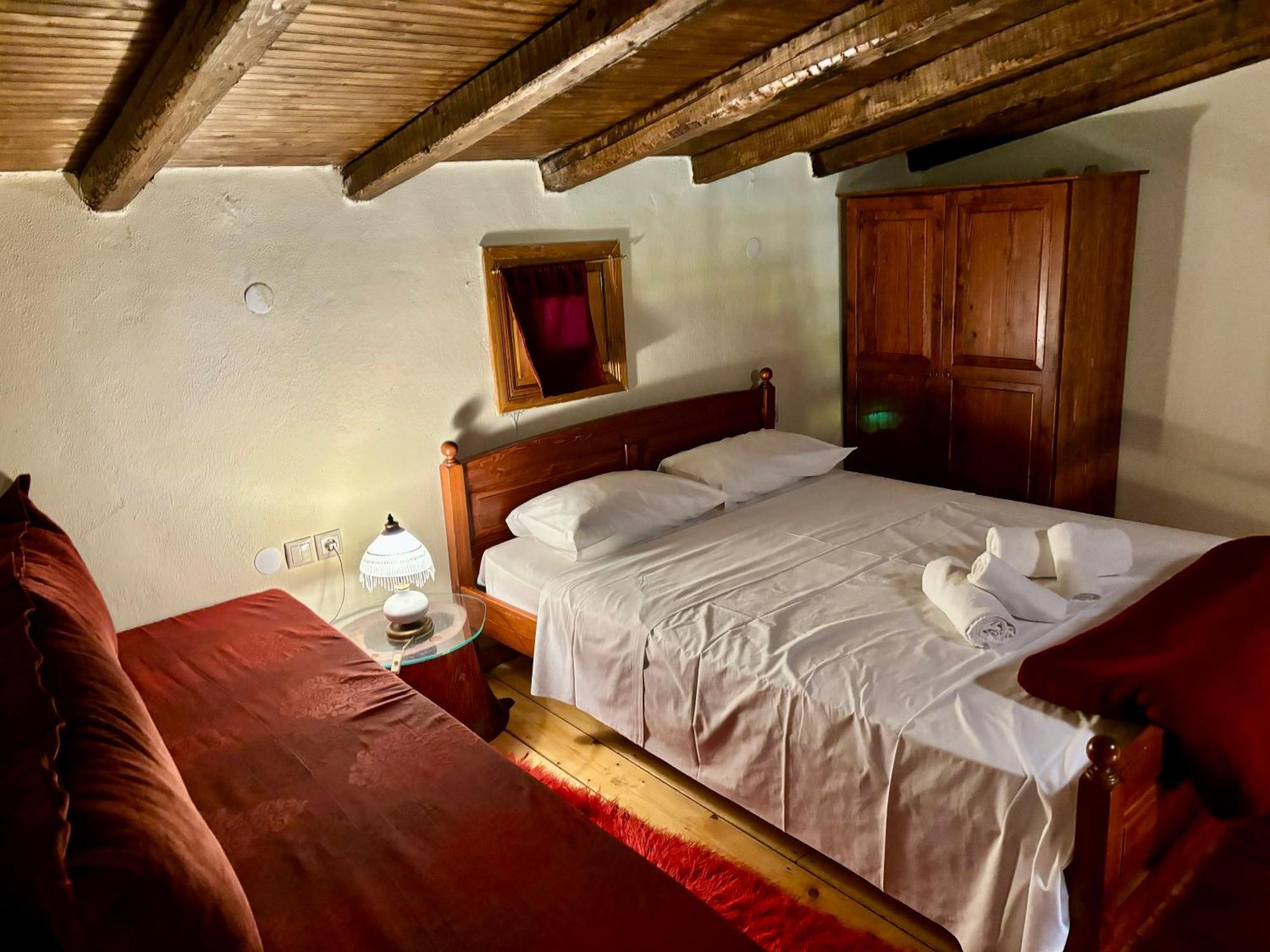Iaspis Guesthouse Sidhirokhórion Extérieur photo
