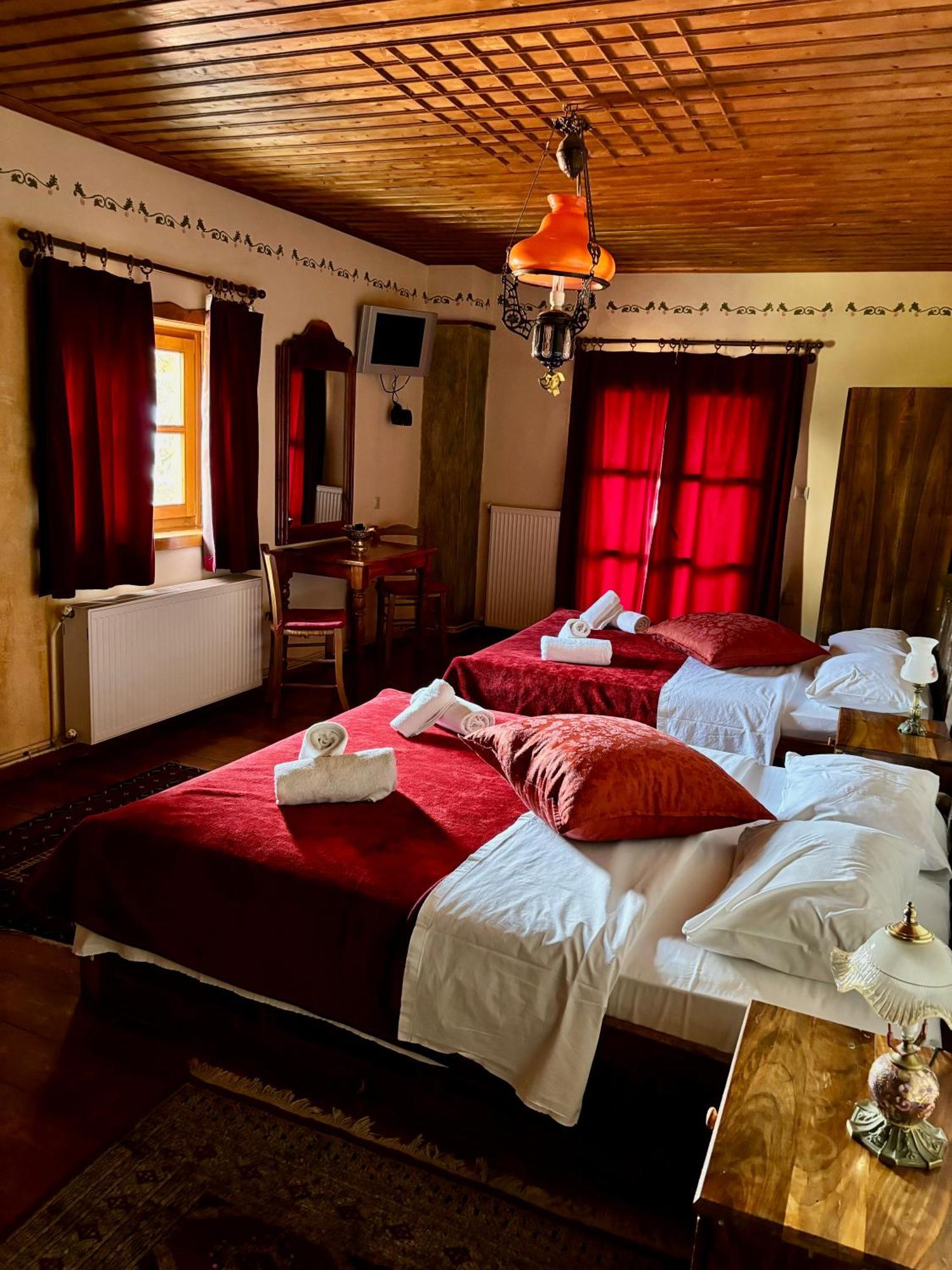 Iaspis Guesthouse Sidhirokhórion Extérieur photo